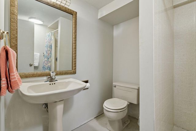 3525 The Mall, Minnetonka, MN 55345