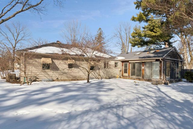 3525 The Mall, Minnetonka, MN 55345