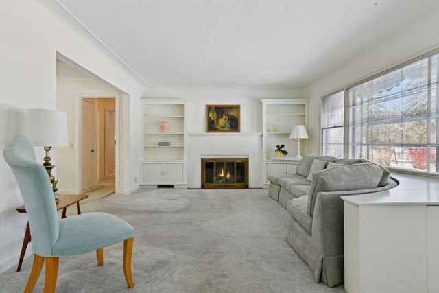 3525 The Mall, Minnetonka, MN 55345