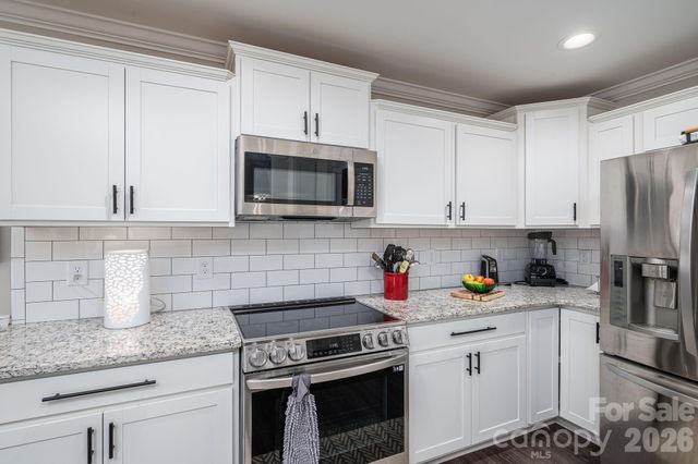 4164 S Olivers Cross Road, Newton, NC 28658