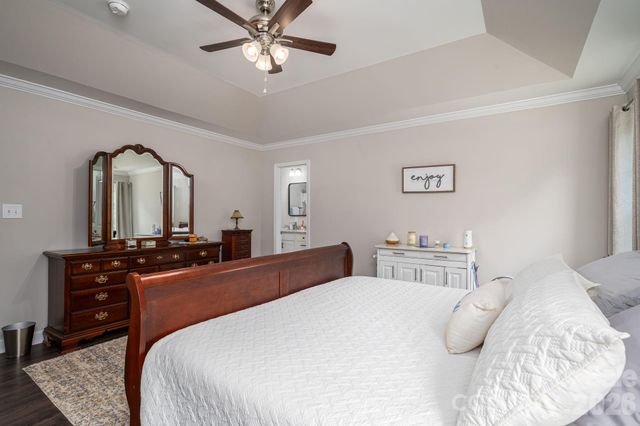 4164 S Olivers Cross Road, Newton, NC 28658