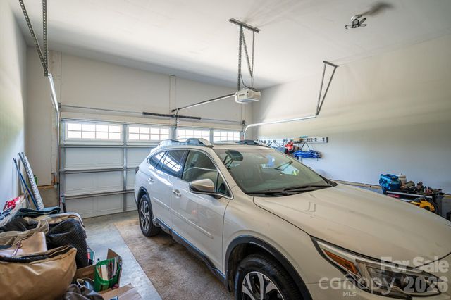 4164 S Olivers Cross Road, Newton, NC 28658