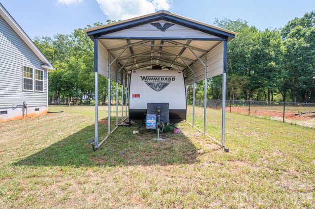 4164 S Olivers Cross Road, Newton, NC 28658