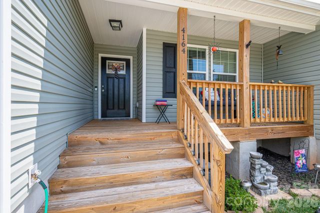 4164 S Olivers Cross Road, Newton, NC 28658