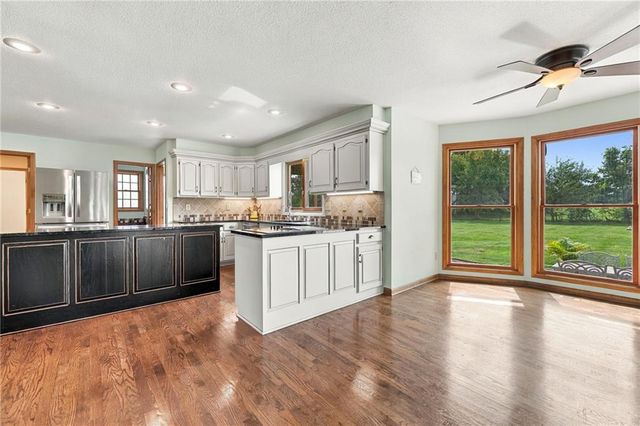 16935 W 175th Street, Olathe, KS 66062