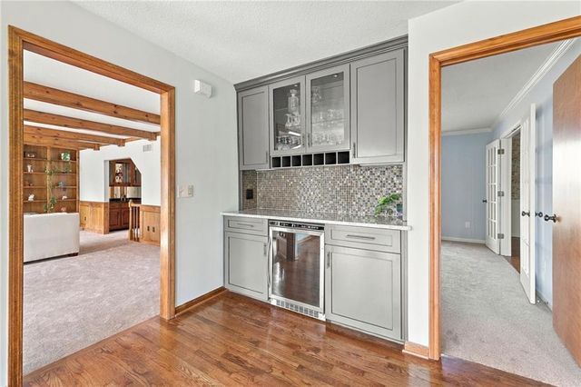 16935 W 175th Street, Olathe, KS 66062
