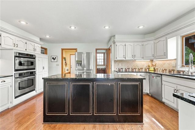 16935 W 175th Street, Olathe, KS 66062