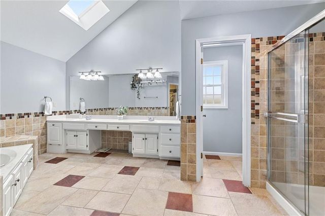 16935 W 175th Street, Olathe, KS 66062