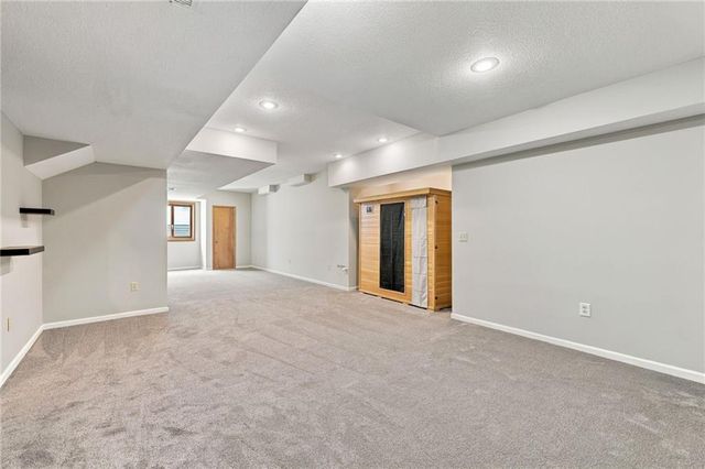 16935 W 175th Street, Olathe, KS 66062