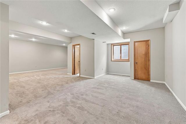 16935 W 175th Street, Olathe, KS 66062