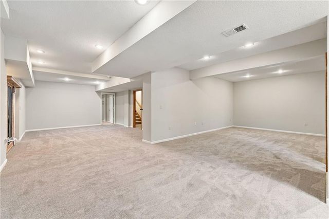 16935 W 175th Street, Olathe, KS 66062