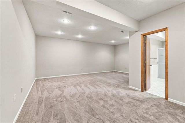 16935 W 175th Street, Olathe, KS 66062