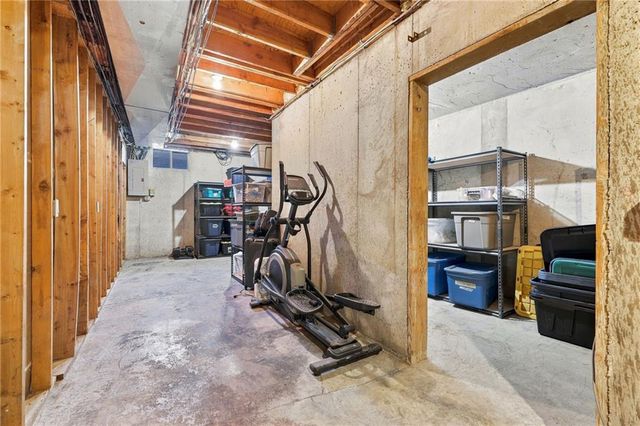 16935 W 175th Street, Olathe, KS 66062