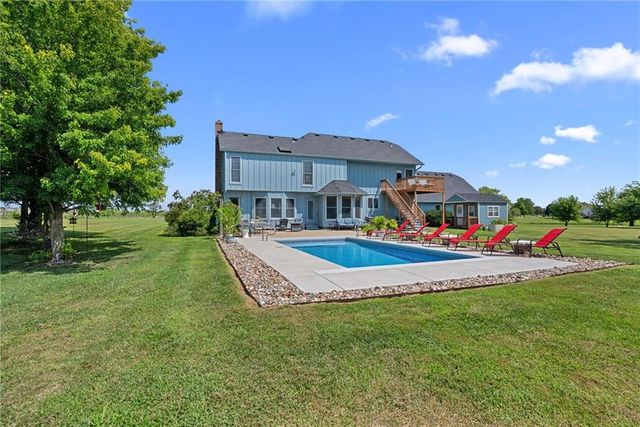 16935 W 175th Street, Olathe, KS 66062