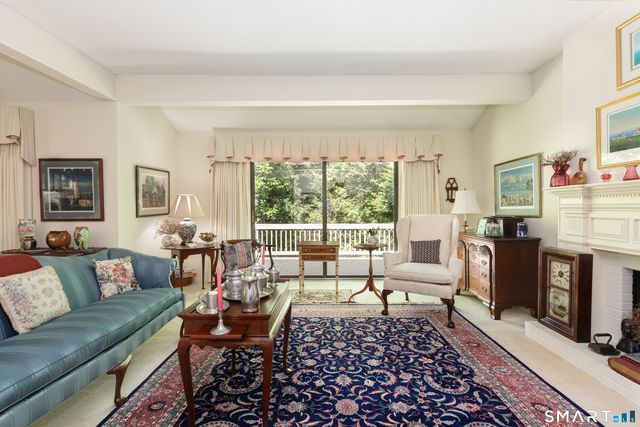 10 Heritage Circle A, Southbury, CT 06488