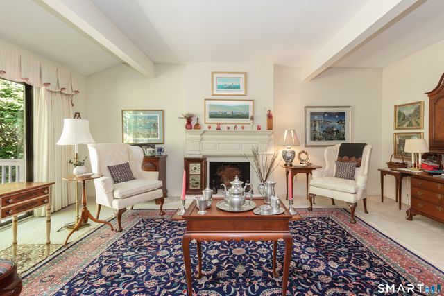 10 Heritage Circle A, Southbury, CT 06488