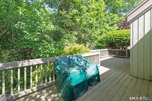 10 Heritage Circle A, Southbury, CT 06488