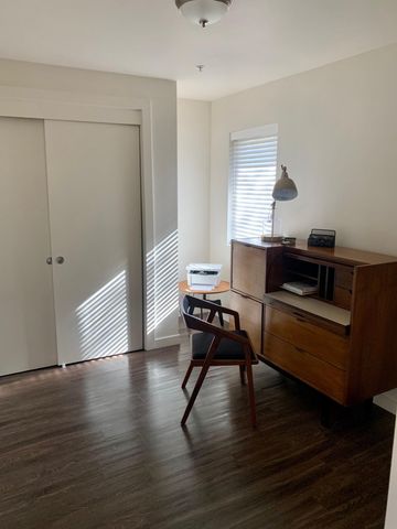 55 S Mountain Avenue, Ashland, OR 97520