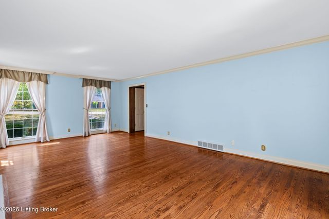 6315 Shadow Wood Ct, Prospect, KY 40059