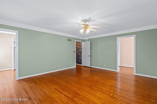 6315 Shadow Wood Ct, Prospect, KY 40059