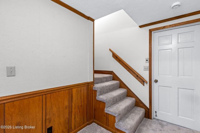 6315 Shadow Wood Ct, Prospect, KY 40059