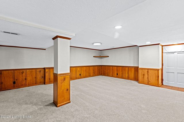 6315 Shadow Wood Ct, Prospect, KY 40059