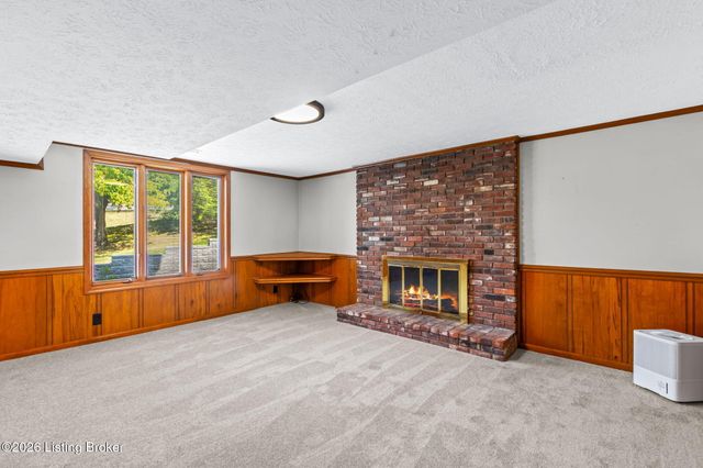 6315 Shadow Wood Ct, Prospect, KY 40059