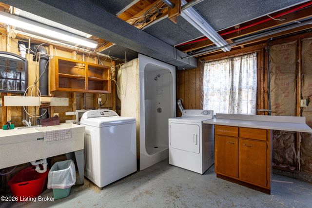 6315 Shadow Wood Ct, Prospect, KY 40059