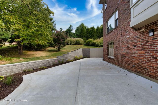 6315 Shadow Wood Ct, Prospect, KY 40059