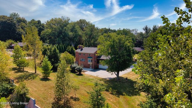 6315 Shadow Wood Ct, Prospect, KY 40059