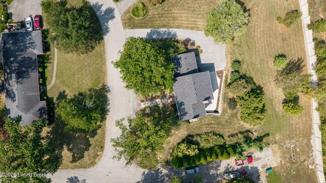 6315 Shadow Wood Ct, Prospect, KY 40059