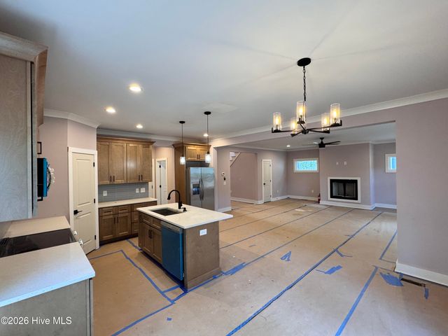 668 Wren Lane, Vass, NC 28394