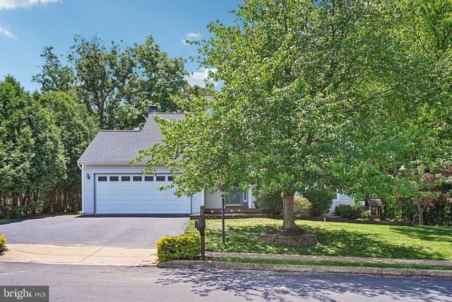 322 MULBERRY DR, Royersford, PA 19468