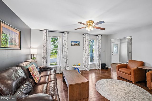 322 MULBERRY DR, Royersford, PA 19468