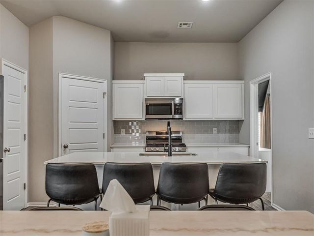 11632 SW 12th Street, Yukon, OK 73099