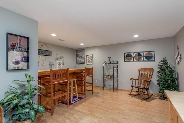 2153 Peregrine Lane, North Mankato, MN 56003
