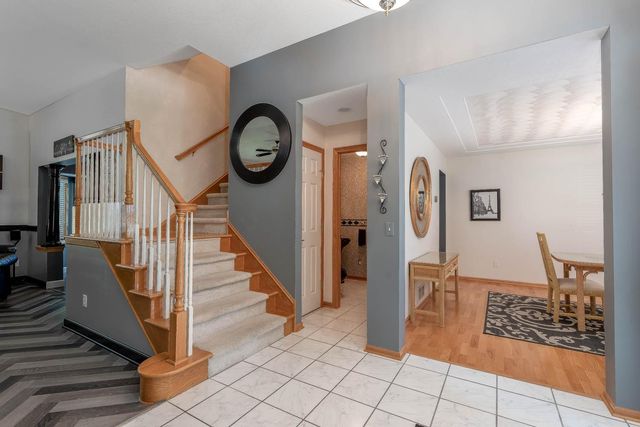 2153 Peregrine Lane, North Mankato, MN 56003