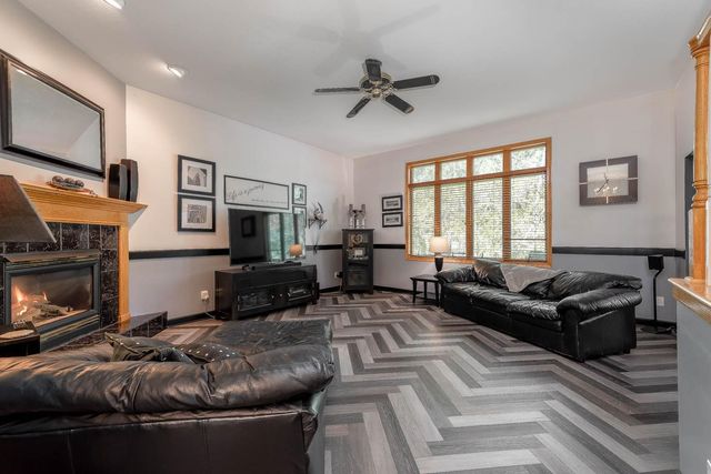 2153 Peregrine Lane, North Mankato, MN 56003