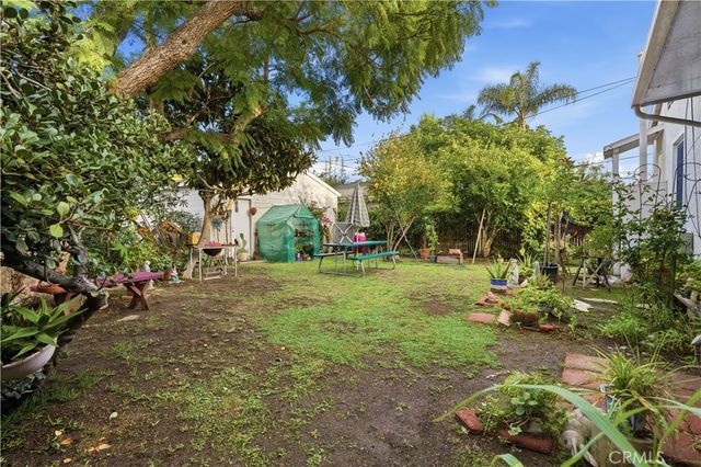 2110 Glencoe, Venice, CA 90291