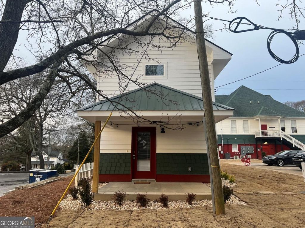 13 Myrtle Drive, Gainesville, GA 30501