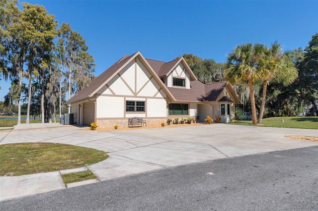1425 S HOMESTEAD POINT, Inverness, FL 34450