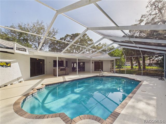 7256 Royal Oak Drive, Spring Hill, FL 34607
