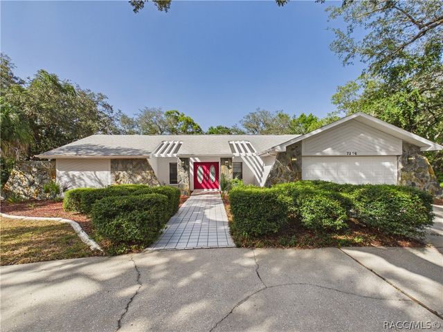 7256 Royal Oak Drive, Spring Hill, FL 34607