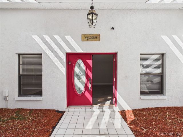 7256 Royal Oak Drive, Spring Hill, FL 34607