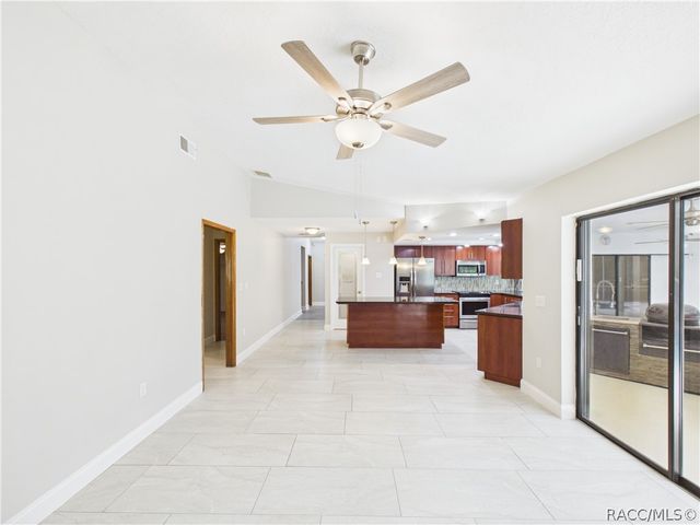 7256 Royal Oak Drive, Spring Hill, FL 34607