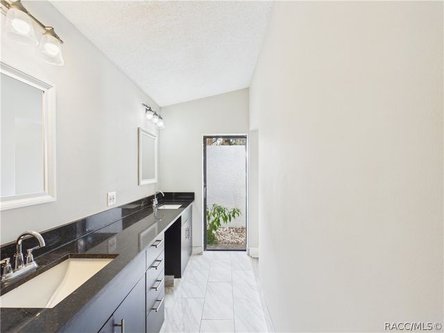 7256 Royal Oak Drive, Spring Hill, FL 34607