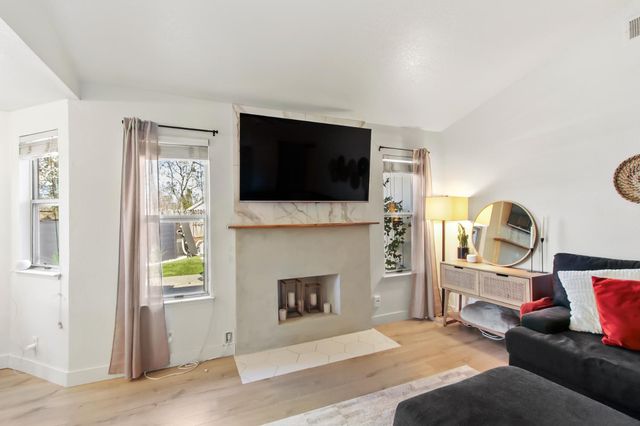 4127 Hunters Dr, Loomis, CA 95650