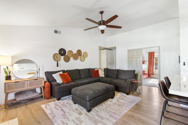 4127 Hunters Dr, Loomis, CA 95650