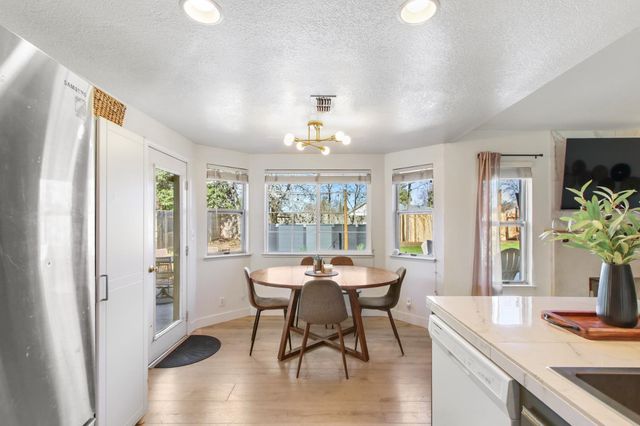 4127 Hunters Dr, Loomis, CA 95650