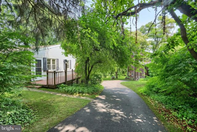 18 CONIFER LN, York, PA 17406